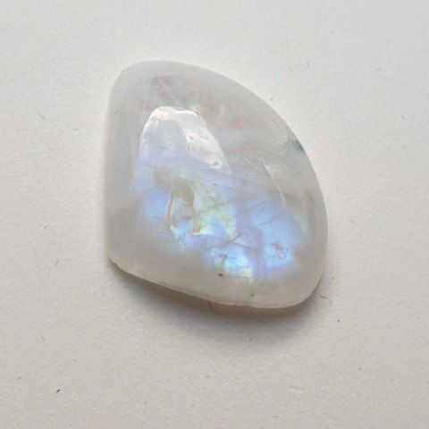 Moonstone cabochon 23x17 mm no 716