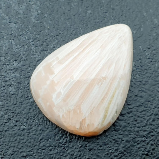 Schlezite cabochon 23x18 mm no 84