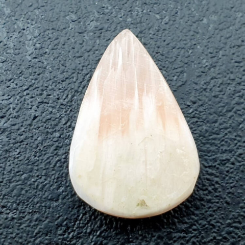 Scolecite cabochon 24x16 mm no 69 Scolecite cabochon 24x16 mm no 69