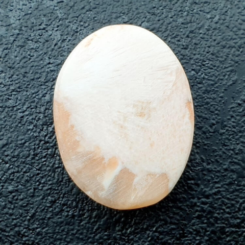 Scolecite cabochon 24x18 mm no 37 Scolecite cabochon 24x18 mm no 37
