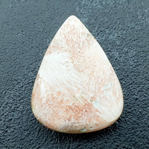 Scolecite cabochon 28x21 mm no. 52 Scolecite cabochon 28x21 mm no. 52