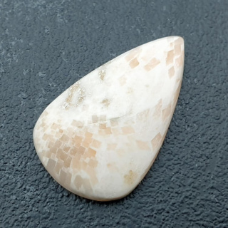 Skolecyt kaboszon 30x19 mm nr 63