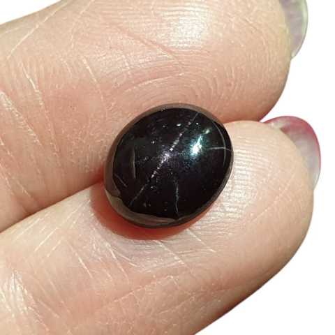 Star garnet cabochon 10x9 mm no. 119 Star garnet cabochon 10x9 mm no. 119