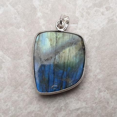 Labradorite pendant 29x25 mm no. 906 Labradorite pendant 29x25 mm no. 906