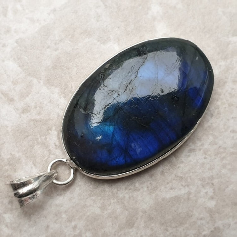 Labradorite pendant 33x22 mm no 931 Labradorite pendant 33x22 mm no 931