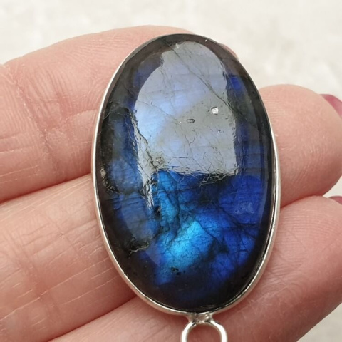 Labradorite pendant 33x22 mm no 931 Labradorite pendant 33x22 mm no 931