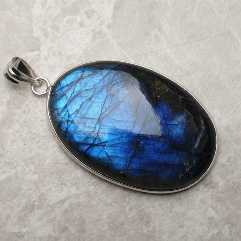Labradorite pendant 45x31 mm no. 923 Labradorite pendant 45x31 mm no. 923