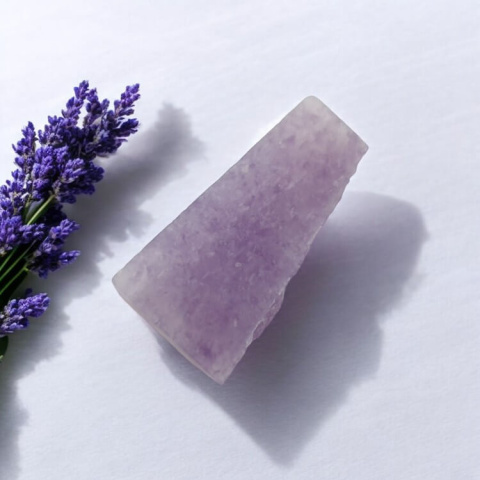 Lepidolite cut raw 25x13 mm No 39 Lepidolite cut raw 25x13 mm No 39