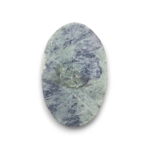 Kammererite cabochon 27x17 mm no. 38 Kammererite cabochon 27x17 mm no. 38