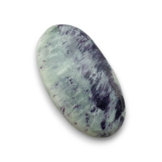 Kammererite cabochon 31x17 mm no 42
