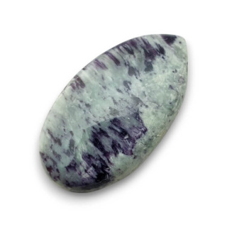 Kammererite cabochon 32x12 mm no 54