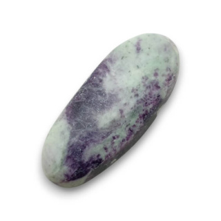 Kammererite cabochon 35x15 mm no. 39