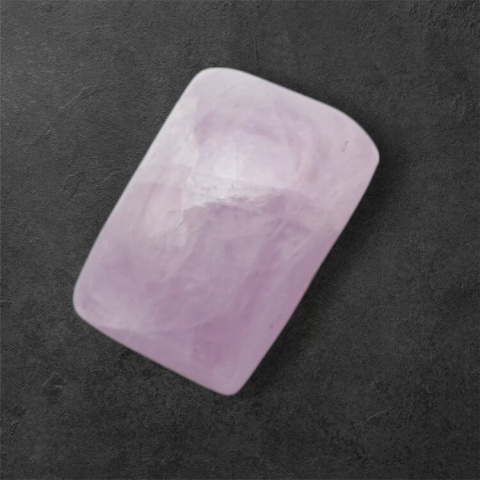 Kunzite cabochon 11x7 mm no. 113 Kunzite cabochon 11x7 mm no. 113