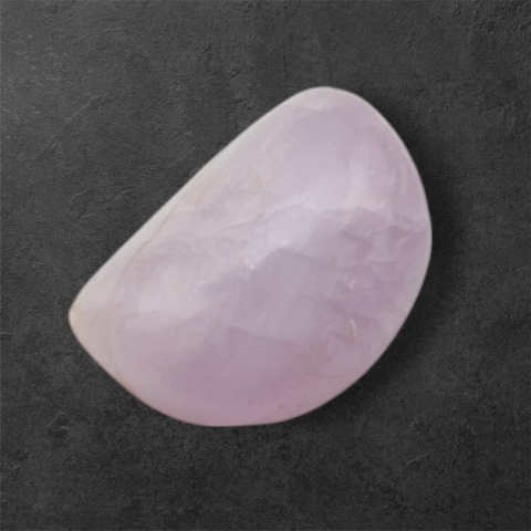 Rhunzite cabochon 13x9 mm no. 62 Rhunzite cabochon 13x9 mm no. 62