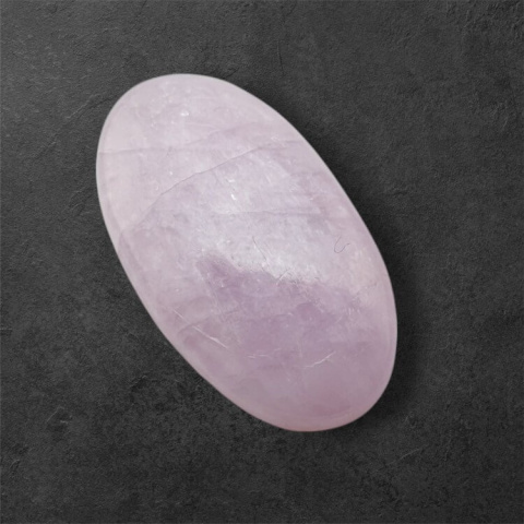 Kunzyt kaboszon 21x12 mm nr 100 Kunzyt kaboszon 21x12 mm nr 100