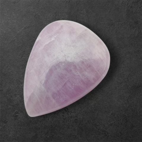 Kunzite cabochon 25x18 mm no 94 Kunzite cabochon 25x18 mm no 94