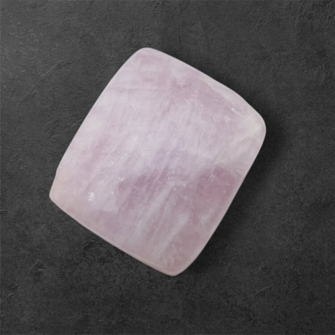 Kunzite cabochon 29x25 mm no 48 Kunzite cabochon 29x25 mm no 48