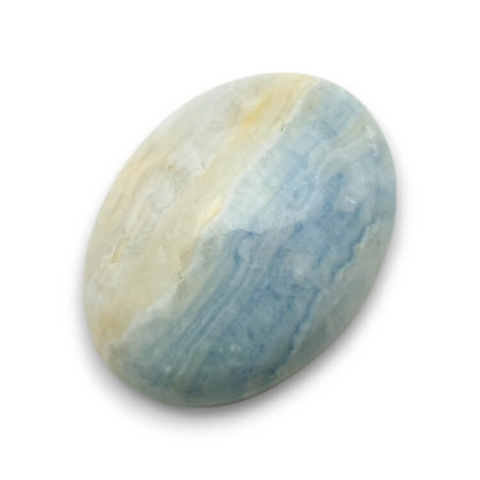 Scheelite cabochon 28x21 mm no 17 Scheelite cabochon 28x21 mm no 17
