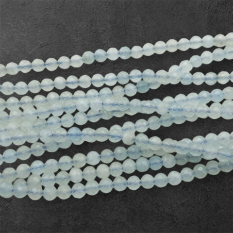 Aquamarine faceted ball 4 mm string Aquamarine faceted ball 4 mm string