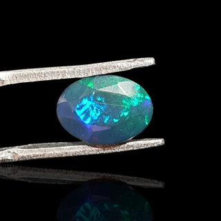 Black Ethiopian opal faceted 10x7 mm no. 658