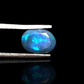 Black Ethiopian opal faceted 10x7 mm no. 669