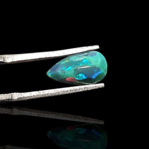 Black Ethiopian opal faceted 11x6 mm no 667 Black Ethiopian opal faceted 11x6 mm no 667