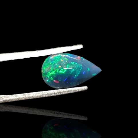 Black Ethiopian opal faceted 11x7 mm no 659 Black Ethiopian opal faceted 11x7 mm no 659