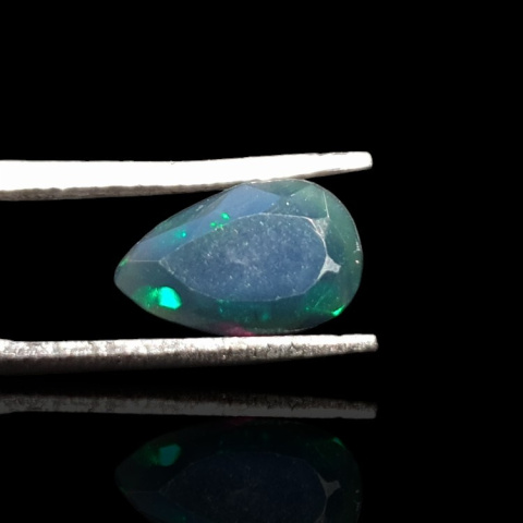 Black Ethiopian opal faceted 11x7 mm no. 668 Black Ethiopian opal faceted 11x7 mm no. 668
