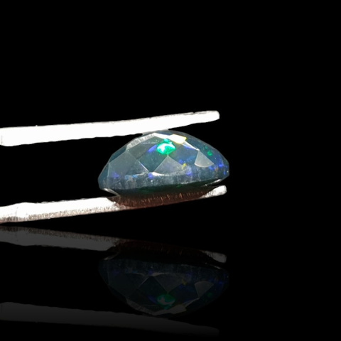 Black Ethiopian opal faceted 11x8 mm no 646 Black Ethiopian opal faceted 11x8 mm no 646