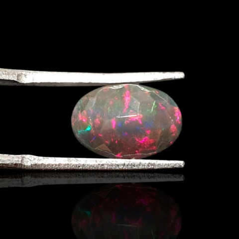 Black Ethiopian opal faceted 12x8 mm no 639 Black Ethiopian opal faceted 12x8 mm no 639