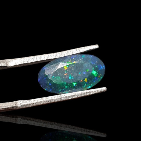 Black Ethiopian opal faceted 13x7 mm no 631 Black Ethiopian opal faceted 13x7 mm no 631