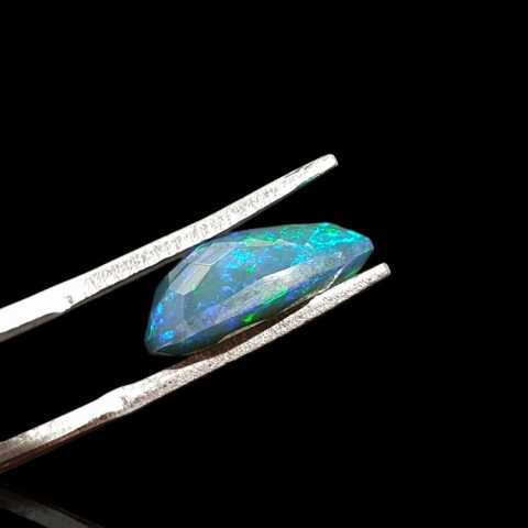 Czarny opal etiopski fasetowany 13x8 mm nr 616 Czarny opal etiopski fasetowany 13x8 mm nr 616