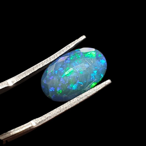 Czarny opal etiopski fasetowany 13x8 mm nr 616 Czarny opal etiopski fasetowany 13x8 mm nr 616