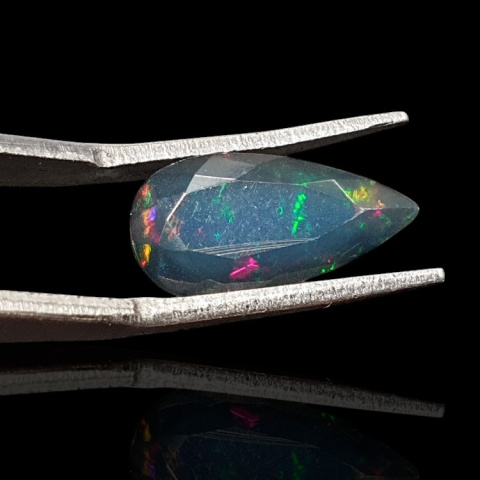 Black Ethiopian opal faceted 15x8 mm no. 625 Black Ethiopian opal faceted 15x8 mm no. 625