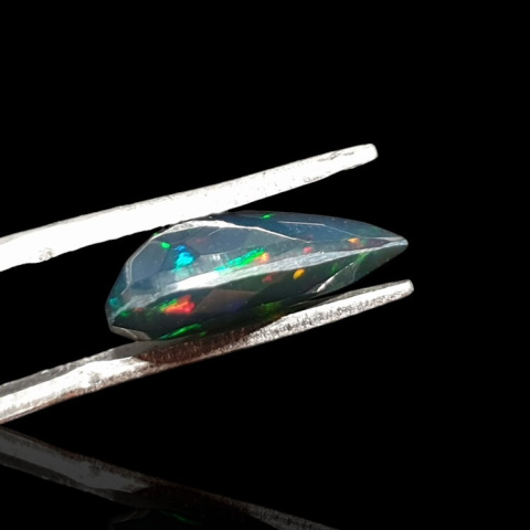 Black Ethiopian opal faceted 15x8 mm no. 625 Black Ethiopian opal faceted 15x8 mm no. 625