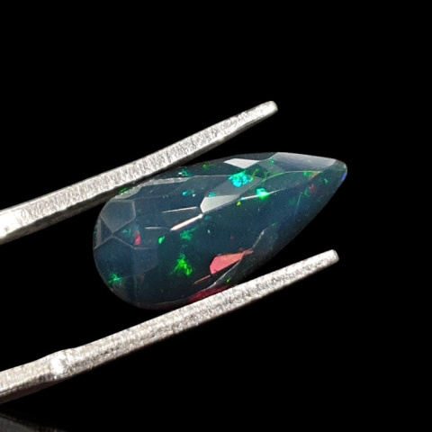 Black Ethiopian opal faceted 15x8 mm no. 625 Black Ethiopian opal faceted 15x8 mm no. 625