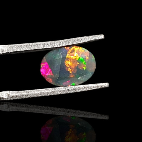 Czarny opal etiopski fasetowany 9x6 mm nr 698 Czarny opal etiopski fasetowany 9x6 mm nr 698