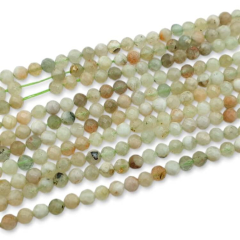 Faceted quartz ball 4 mm strand