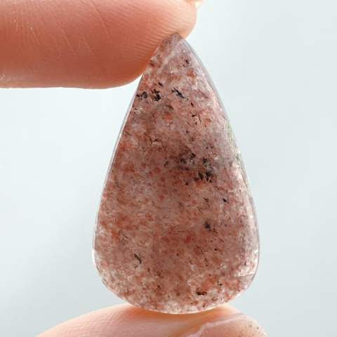 Strawberry quartz cabochon 30x18 mm no. 93 Strawberry quartz cabochon 30x18 mm no. 93