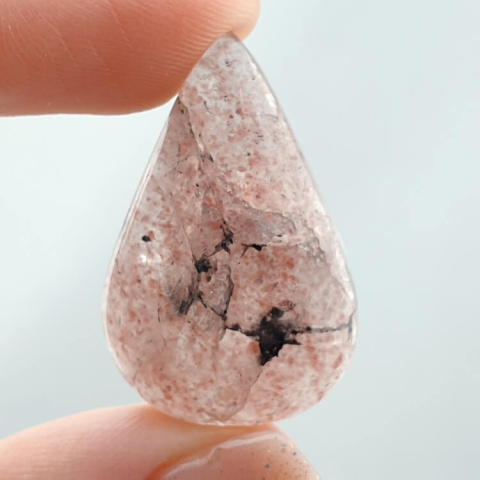 Strawberry quartz cabochon 30x19 mm no 70 Strawberry quartz cabochon 30x19 mm no 70