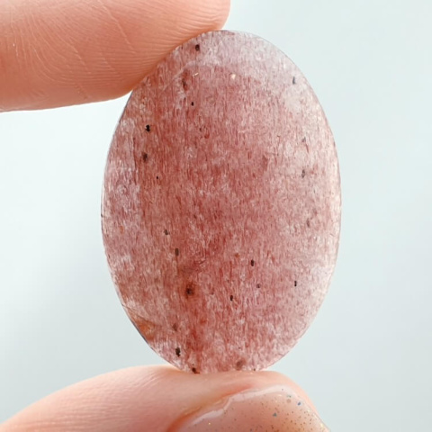 Strawberry quartz cabochon 31x21 mm no. 96 Strawberry quartz cabochon 31x21 mm no. 96