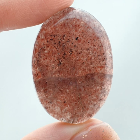 Strawberry quartz cabochon 33x23 mm no 64 Strawberry quartz cabochon 33x23 mm no 64