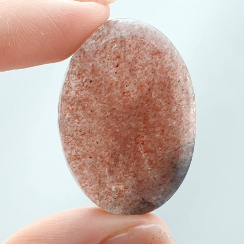 Strawberry quartz cabochon 35x24 mm no. 46 Strawberry quartz cabochon 35x24 mm no. 46
