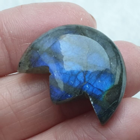 Labradorite cabochon lotus 26x21 mm no 5 Labradorite cabochon lotus 26x21 mm no 5