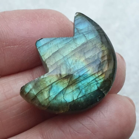 Labradorite cabochon lotus 27x22 mm no 53 Labradorite cabochon lotus 27x22 mm no 53