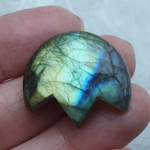 Labradorite cabochon lotus 27x25 mm no. 2 Labradorite cabochon lotus 27x25 mm no. 2