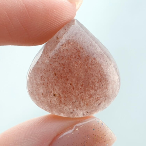 Strawberry quartz cabochon 22x21 mm no. 158 Strawberry quartz cabochon 22x21 mm no. 158