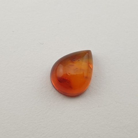 Baltic amber cabochon 9x7 mm no. 379 Baltic amber cabochon 9x7 mm no. 379