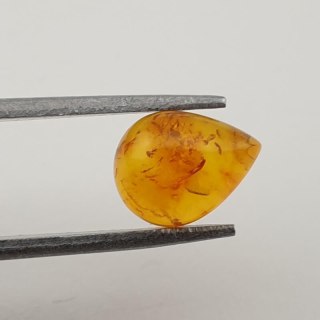 Baltic amber cabochon 9x7 mm no 393
