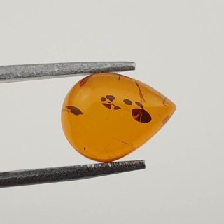 Baltic amber cabochon 9x7 mm no 396